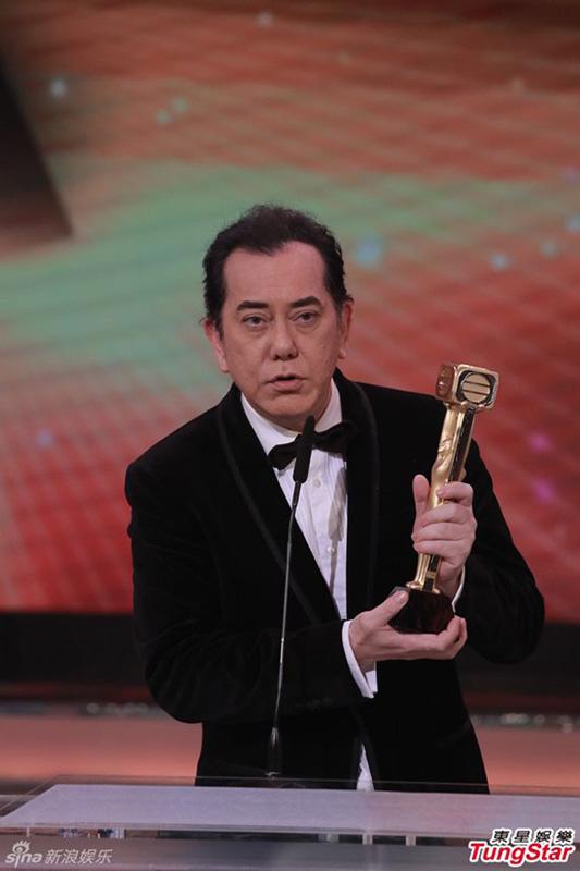 lay vo 26 nam nhung anh de cbiz lai co con "ngoai gia thu" nam nay da 20 tuoi - 2