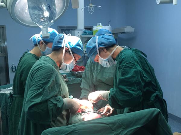 tuong me bau vo oi binh thuong, bac si kham xong hot hoang mo de ngay trong 9 phut - 2