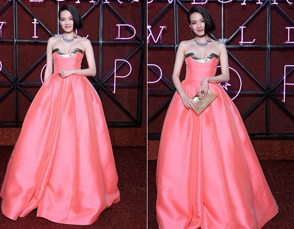 ngoi sao 24/7: kho tin ngam than hinh sieu nuot cua cuu hoa hau hong kong u40 bi "bo roi" - 4