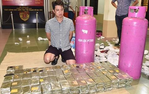 trum ma tuy khet tieng bi bat trong cuoc no sung o long luong la ai? - 2