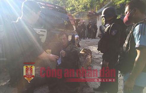 can canh hien truong vu no sung tieu diet cac doi tuong ma tuy o long luong - 19