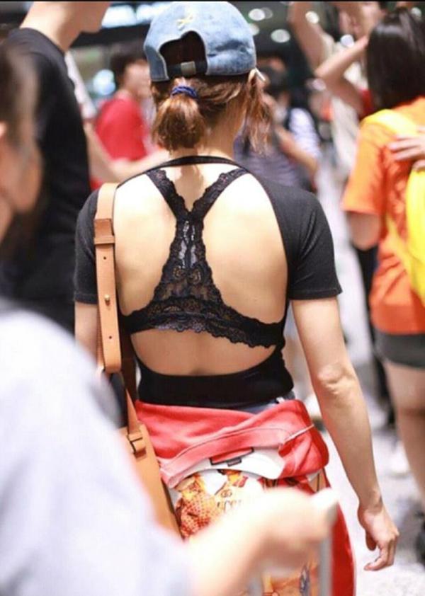 khoet ao khoe noi y, "diva so 1 xu dai" thai y lam khien fan "mat tron mat det" - 3