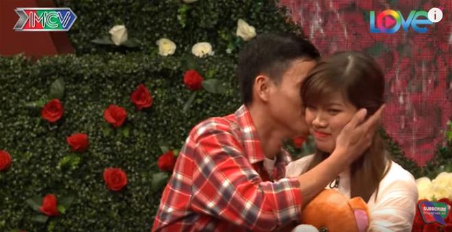 chang trai the khong lay vo da thay doi quyet dinh khi gap co gai nay! - 5