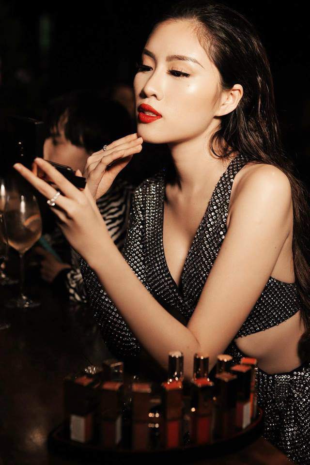 guc nga truoc sac voc cua nu mc 22 tuoi duoc menh danh "nong bong nhat nha dai vtv" - 5