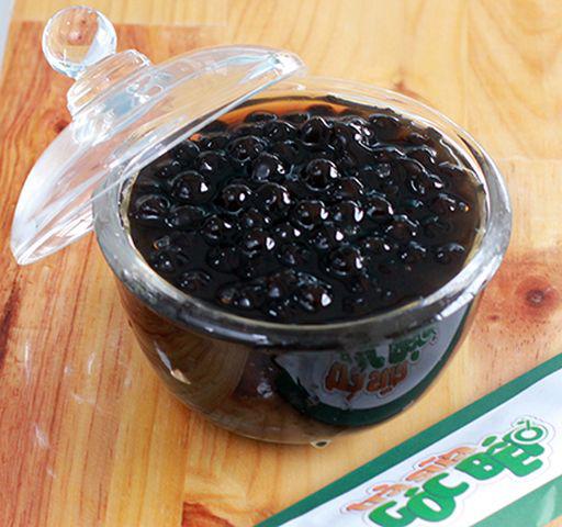 hang chuc vat la xuat hien trong o bung cau be 13 tuoi sau khi uong 2 coc tra sua - 3