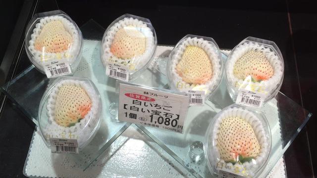 dau tay trang sieu khung gia 200.000 dong/qua co gi ma nha giau nhao nhao muon mua? - 1