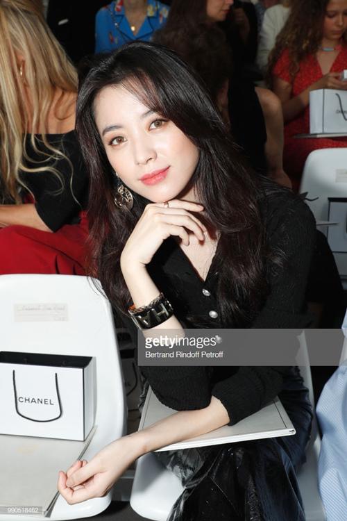 my nhan cuoi dep nhat han quoc lam gi de co lan da ngoc nga? - 8