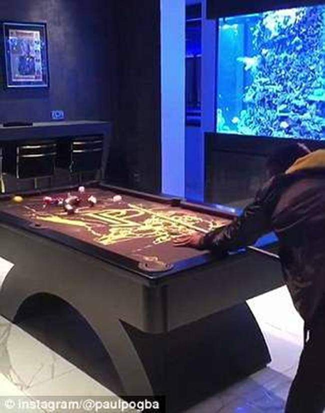 cạn cảnh dinh thụ "khung" cua cau thu ghi 1 ban giup phap vo dich - paul pogba - 6
