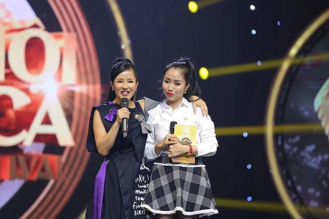 man song ca dac biet cua diva hong nhung va co giao ve huu "gay sot" nguoi ham mo - 2