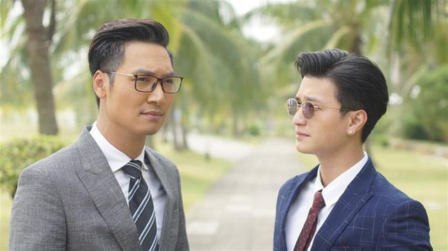 mat vai hau due mat troi den scandal di muon bi cach mat, 2018 la nam han cua huynh anh? - 5