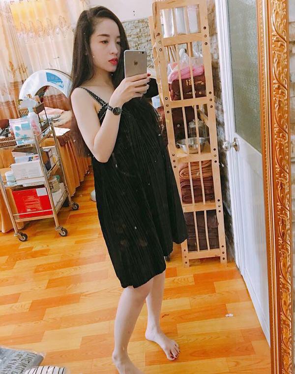 me 2 con van dep bat chap nho che do an uong "vao con khong vao me" khi mang bau - 5