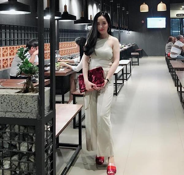 me 2 con van dep bat chap nho che do an uong "vao con khong vao me" khi mang bau - 7