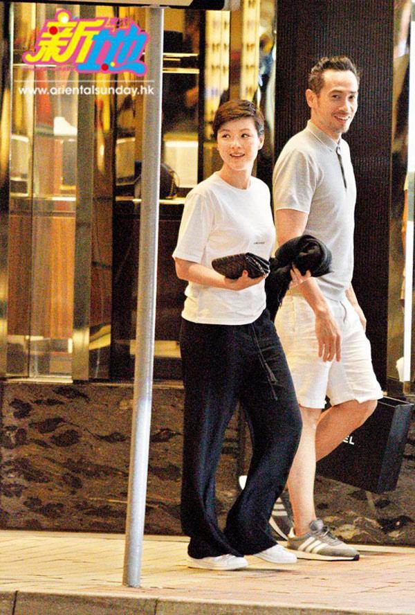 ngoi sao 24/7: cau chuyen ve khoi u tren lung "nu vuong nu nhi quoc" va cai ket dang - 6