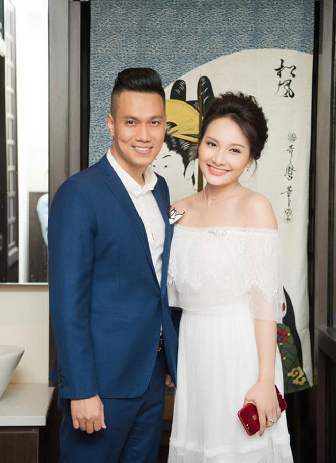 bao thanh "da xeo" vo chong viet anh "thich dien tro meo" sau lum xum voi que van? - 3