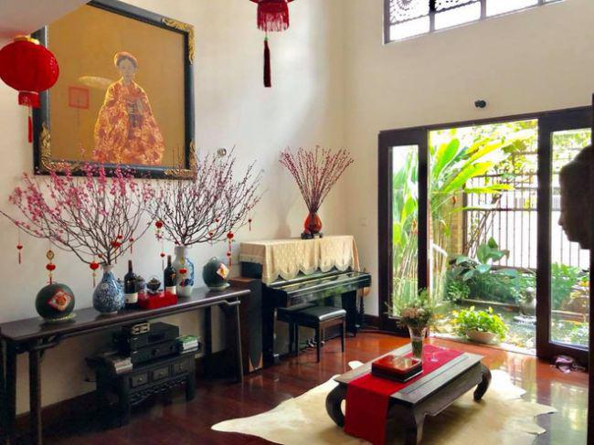 tham biet thu trieu do dam chat dan toc giua troi tay cua ca si quang dung va con trai - 3