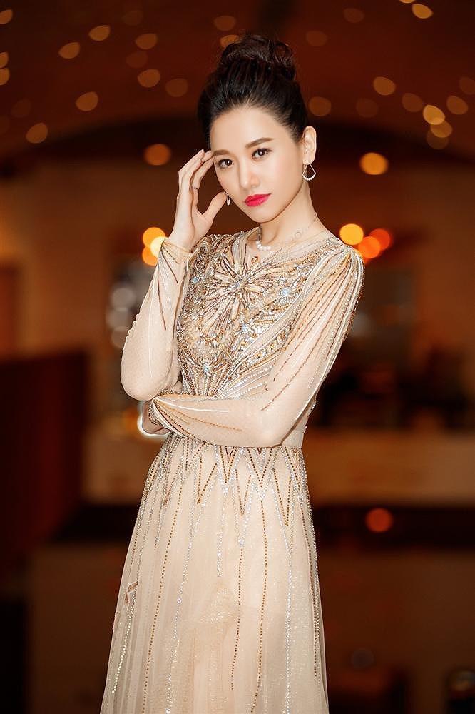 khan gia benh vuc hari won sau doan video khien co bi che la "pham an tuc uong" - 2