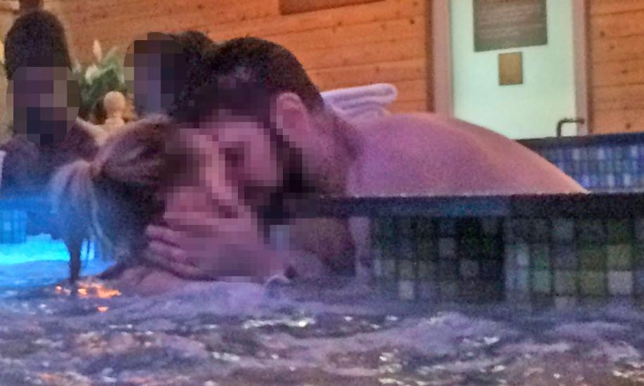 khách bién spa thành "dọng vui vẻ", vo tu diẽn cảnh nóng nhu phim - 1