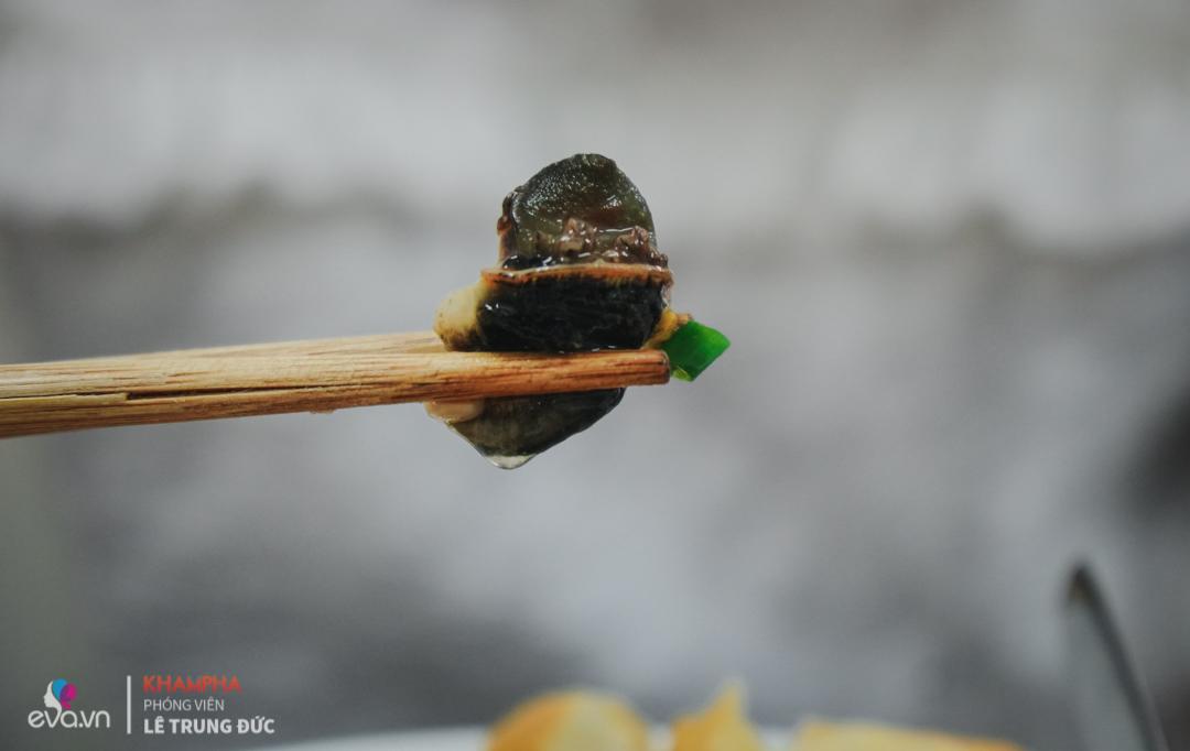 quan bun oc top mo hon 40 nam doc dao nhat ha noi, ngay cuoi tuan ban gan nghin bat - 7