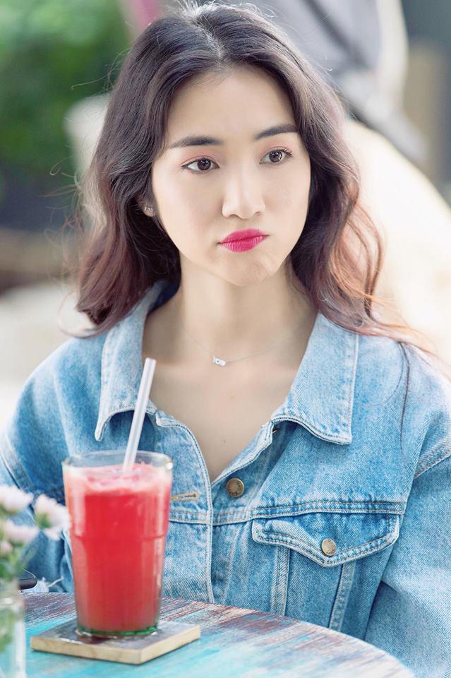 cuoi be bung voi thoi trang di an thit nuong ba dao cua "chi dai hoa ram but" hoa minzy - 8