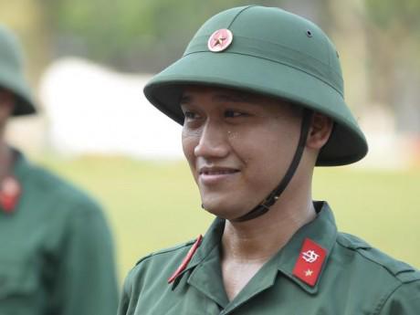 Cười không điểm dừng khi nghe "Mr Cần Trô" Xuân Nghị phổ nhạc quân đội bằng giọng Phú Yên
