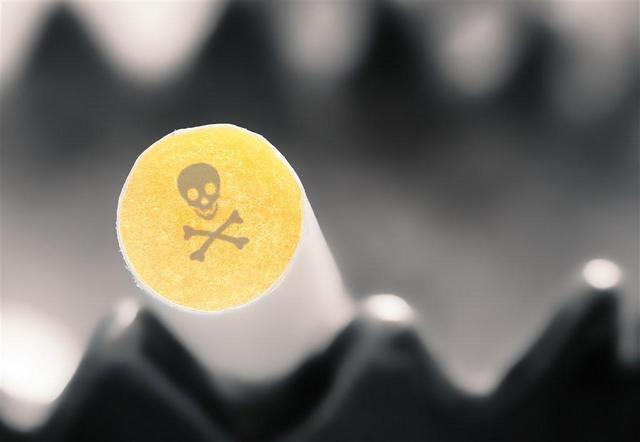 benh nhan xuat huyet nao khi di ve sinh, bac si nghe loi ke cua vo hieu ngay van de - 4