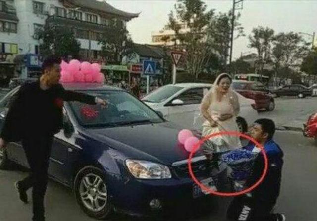 hy huu: dam cuoi thanh tro cuoi khi nguoi yeu cu co dau chan xe hoa doi noi tinh xua - 1