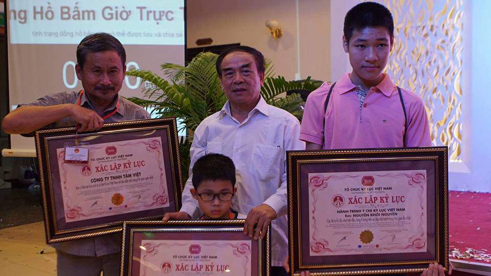nhieu nam den sach, me ha noi giup con tu ky tro thanh ky luc gia xiec - 9