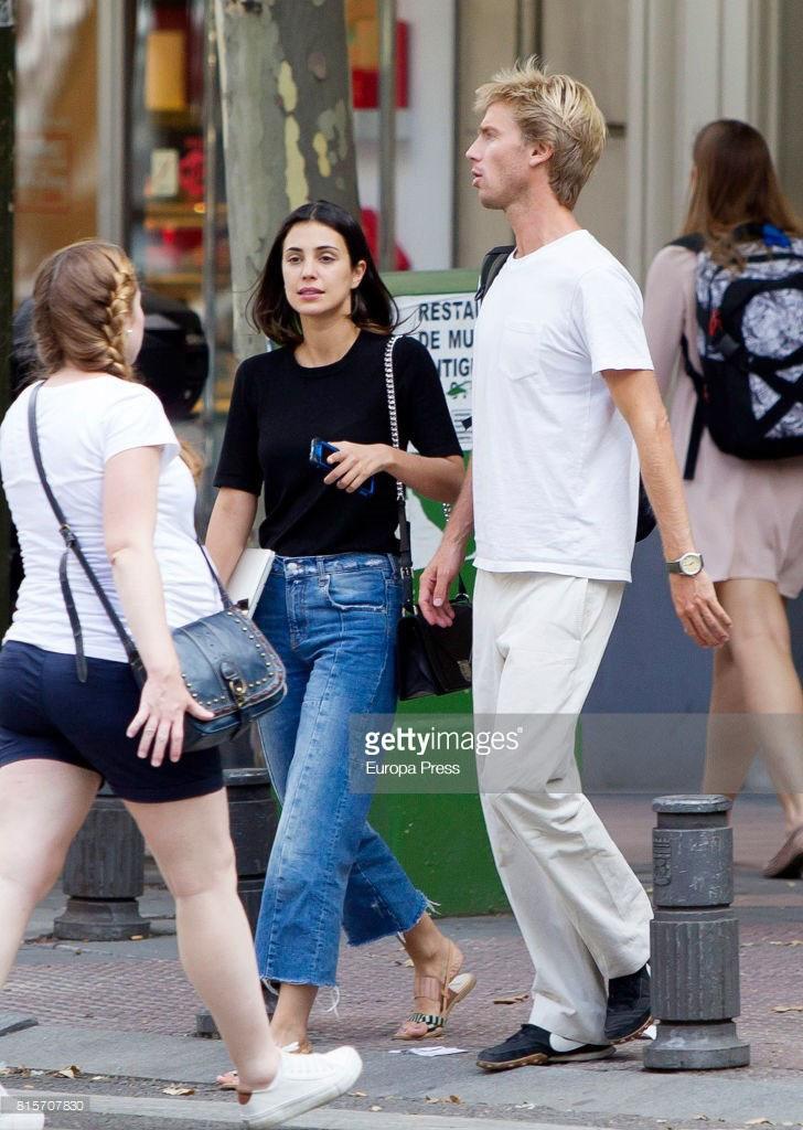 cong nuong duc van mac do nhu thuong dan du quen 13 nam moi lay duoc hoang tu - 13