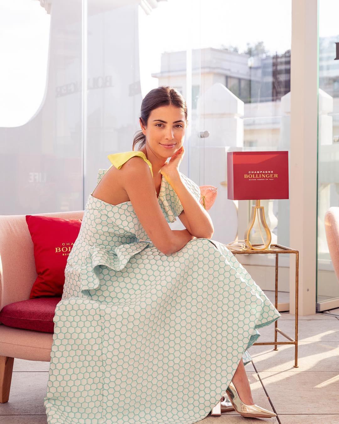 cong nuong duc van mac do nhu thuong dan du quen 13 nam moi lay duoc hoang tu - 9