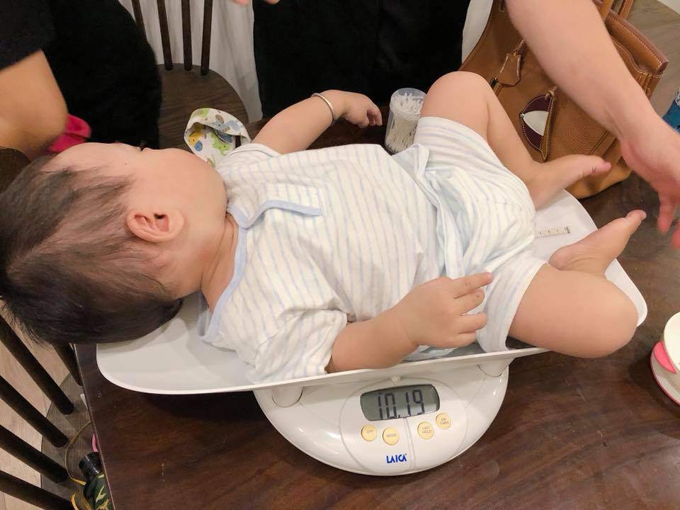 gan 1 thang o voi me nuoi, con hotgirl bella dien trai nhu dien vien, can nang gay bat ngo - 7