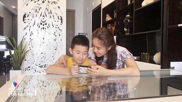 ban “gao nep, gao te”, le phuong van ren con trai het he, moi lop 1 da biet cong tru - 2