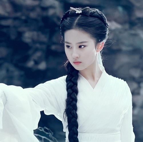 12 nam trong nghe van khong chiu lao hoa, luu diec phi tre thu 2 thi khong ai thu nhat - 1