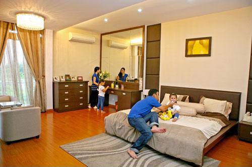 su that cuoc song cua quyen linh trong biet thu trieu do, cat-xe 100 trieu - 7