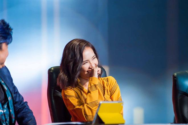 bat gap ban sao giong het minh hoi tre, chi tai tiet lo "lun di" qua nhieu ganh nang - 7