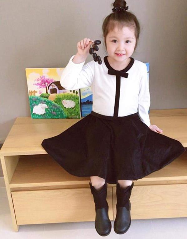 hanh dong cua cadie moc tra sau khi "trach" me bay do lung tung duoc dan mang khen het loi - 3