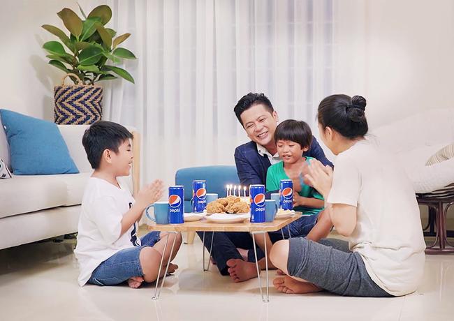 cuoi cung, co vo gao nep gao te danh gat nuoc mat don quan ao cho chong theo bo nhi - 12