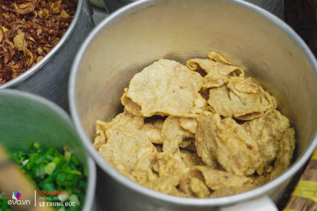 ganh bun rieu “khac sau cam thu” doc dao o ha noi hon 30 nam nuoi song ca gia dinh - 14