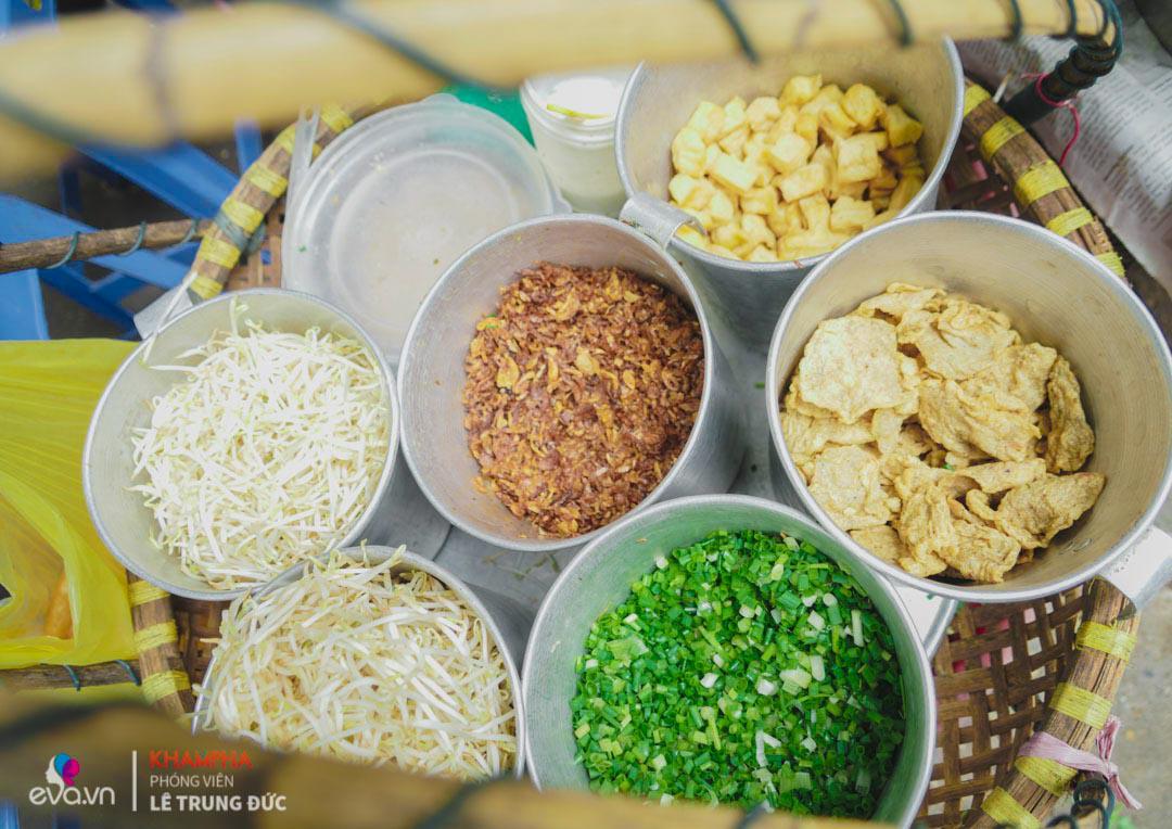 ganh bun rieu “khac sau cam thu” doc dao o ha noi hon 30 nam nuoi song ca gia dinh - 13