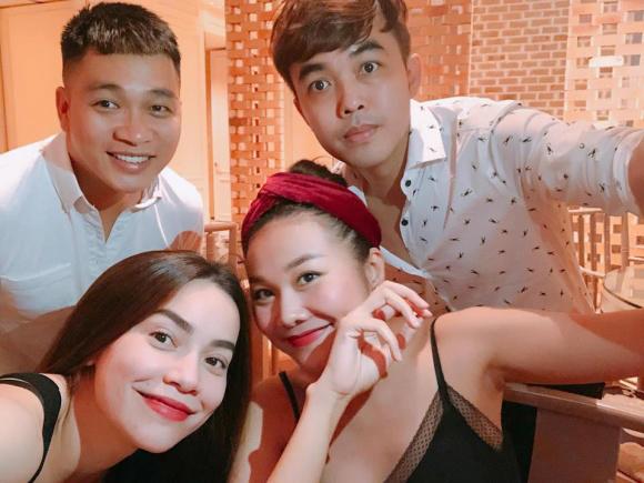 lan dau ho ngoc ha cong khai lam dieu nay cho ban than thanh hang - 3