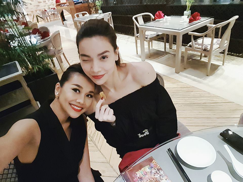 lan dau ho ngoc ha cong khai lam dieu nay cho ban than thanh hang - 5