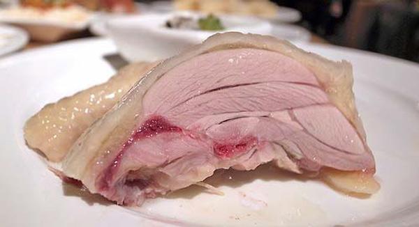 thay dau hieu nay tren thit ga nhung van an, 36 tieng sau tu vong vi ngo doc - 1