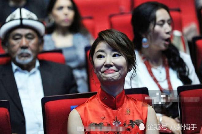 vo bi noi xau va phan ung hoan toan trai nguoc cua 3 nguoi dan ong hot nhat cbiz - 8