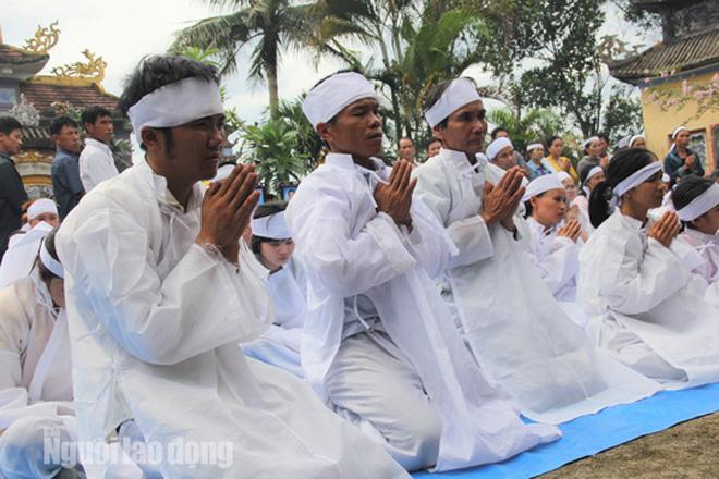 xe don dau gap nan 13 nguoi chet: tu duong nguyen khac phu trang khan tang - 4
