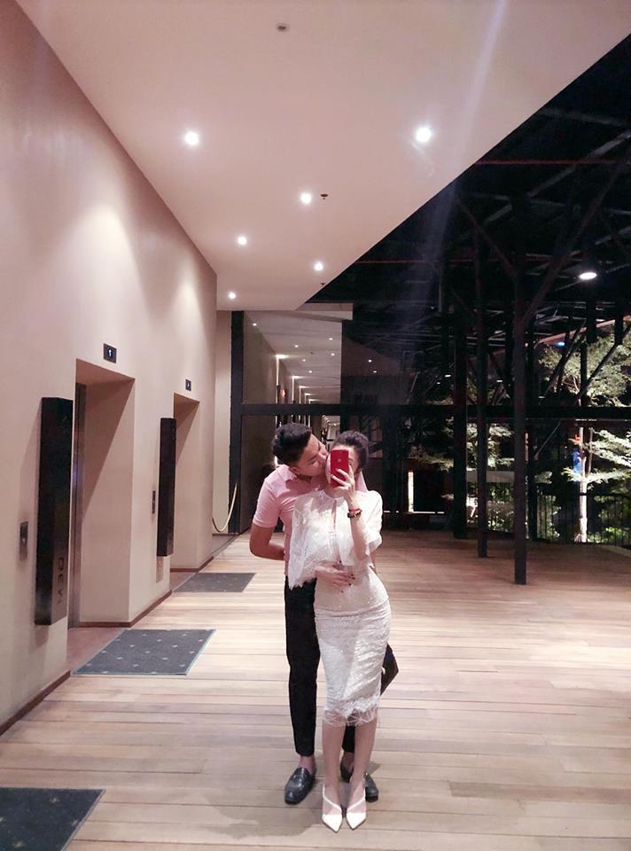 my nhan "nhat ky vang anh" van navy sap len xe hoa voi ban trai doanh nhan - 4