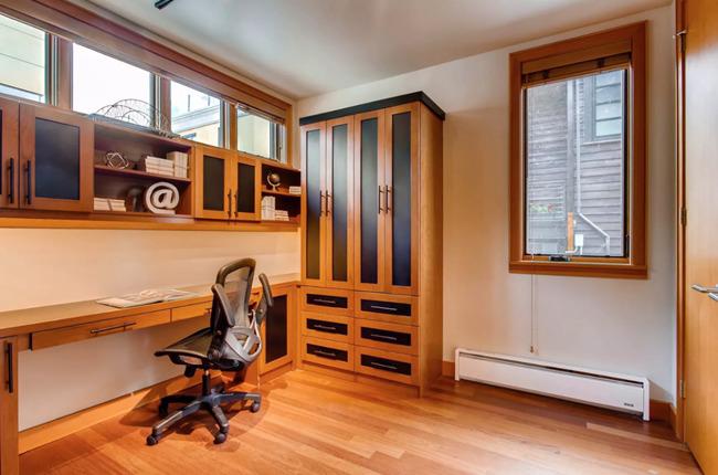 nhin ngoai tuong hai tang nhung can nha nay con mot bi an ben duoi mat nuoc - 6