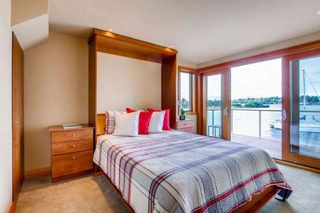 nhin ngoai tuong hai tang nhung can nha nay con mot bi an ben duoi mat nuoc - 8