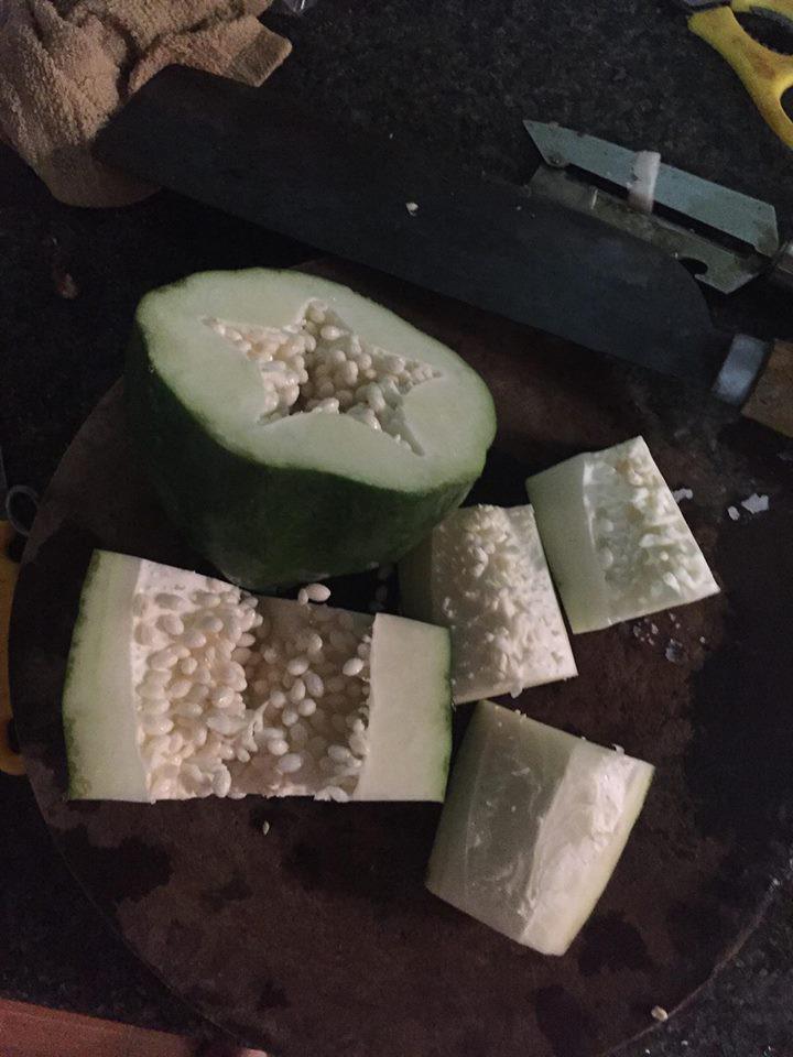 con dau hoang mang khi bau 8 thang, me chong di cho mua toan do an de say thai - 4