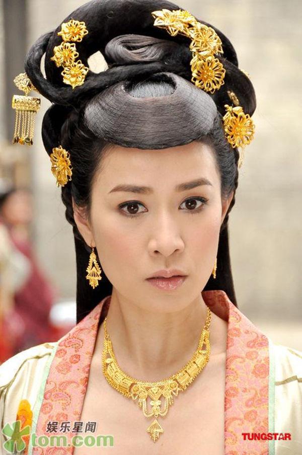 chi can 4 nguoi phu nu nay thoi, la du "nao loan" hau cung cua dien hy cong luoc - 7