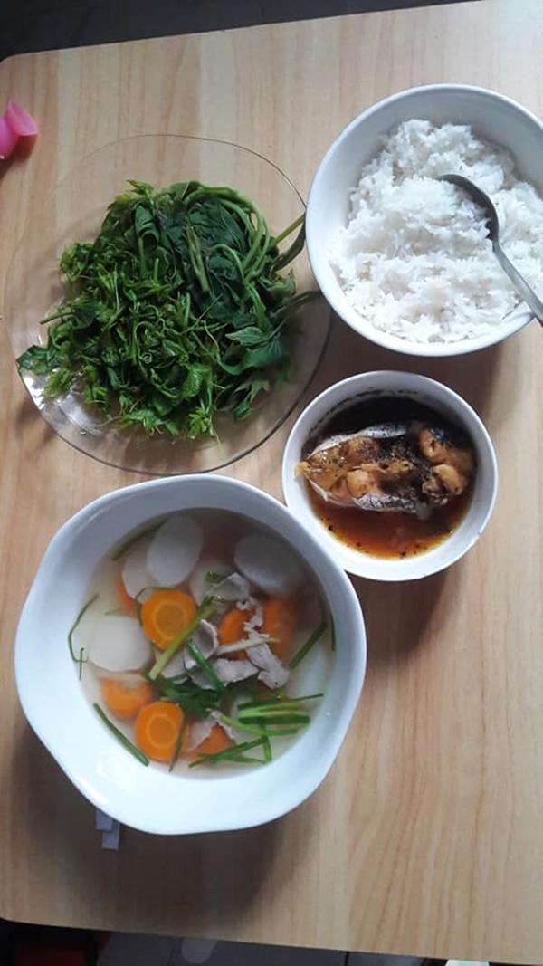 khoe com cu me chong nau, nang dau “so huong” bat ngo lam no ra cuoc tranh cai - 6