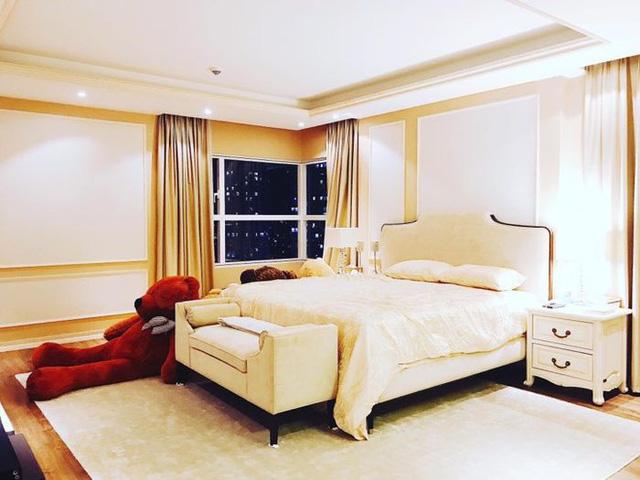 "dot nhap" phong ngu cua my nhan viet chua chong: ke long lay xa hoa, nguoi gian don khong ngo - 8